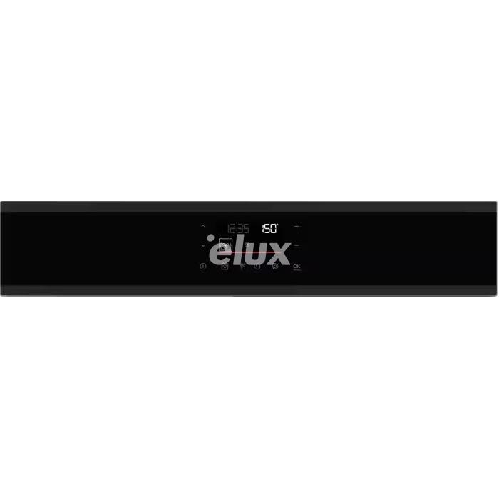 Духовой шкаф Electrolux, 72 л, каталитический нейтрализатор, функция отпаривания, матовый черный цвет.