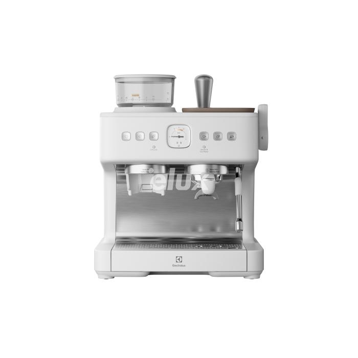 Espresso kohvimasin kohviveskiga Electrolux, valge